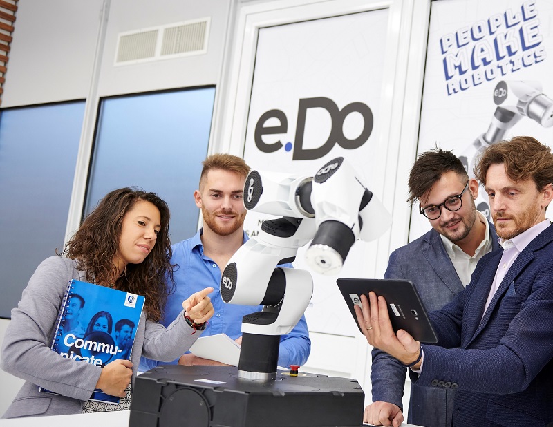 I robot e.DO Comau protagonisti del forum Fondimpresa I robot e.DO Comau protagonisti del forum Fondimpresa