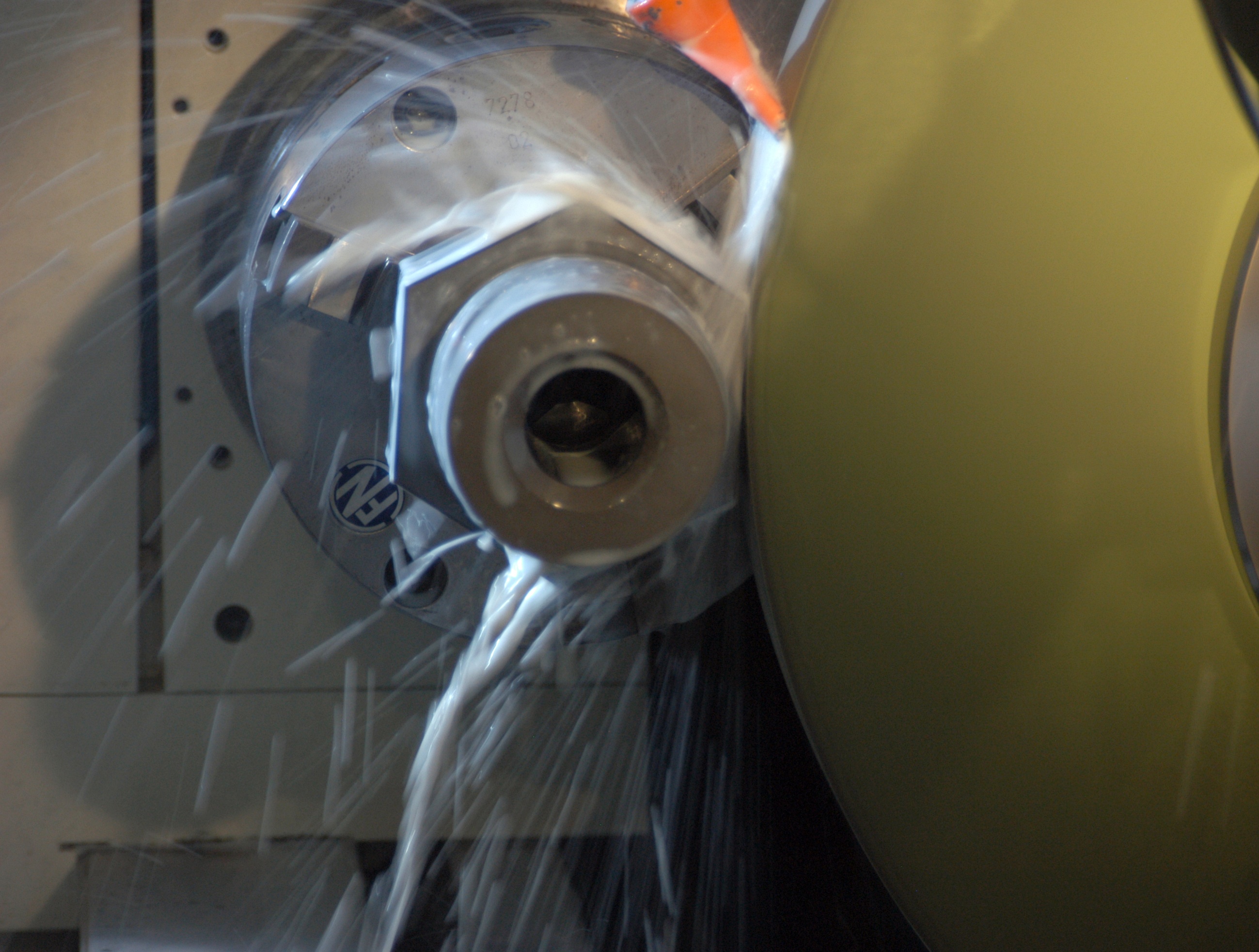 Asportazione – Tutti professionisti della rettifica con StuderTechnology