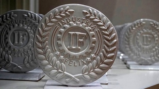 DominoDisplay si aggiudica il prestigioso “premio Industria Felix, l’Italia che compete” DominoDisplay si aggiudica il prestigioso “premio Industria Felix, l’Italia che compete”
