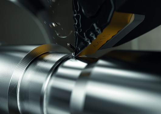 Nuovi inserti in metallo duro di Sandvik Coromant per una tornitura dell’acciaio efficiente e produttiva