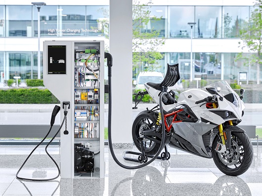Phoenix Contact E-Mobility espande la propria produzione in Polonia