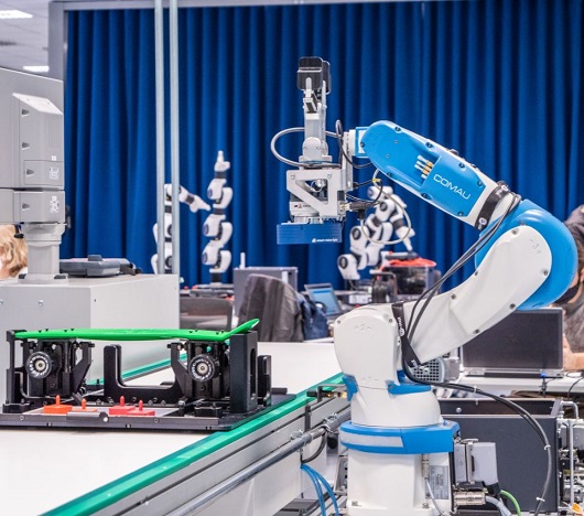 Le tecnologie innovative di Comau per la smart factory nel Competence Center CIM 4.0