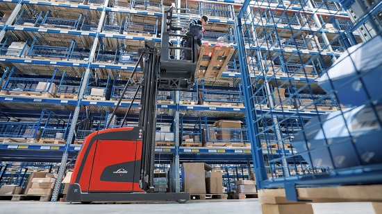 Linde Material Handling presenta il commissionatore verticale V modulare