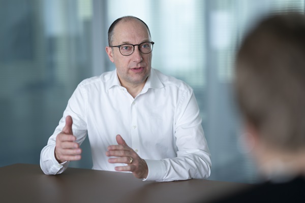 Peter Mohnen, CEO di KUKA AG.