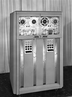 INFORMATION TECHNOLOGY<br>IL NASTRO COMPIE 60 ANNI