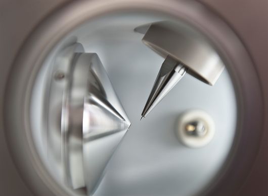 METROLOGIA – IL CUSTODE DEI CAMPIONI<br>METROLOGY – THE SCIENCE OF MEASUREMENT METROLOGIA – IL CUSTODE DEI CAMPIONI<br>METROLOGY – THE SCIENCE OF MEASUREMENT